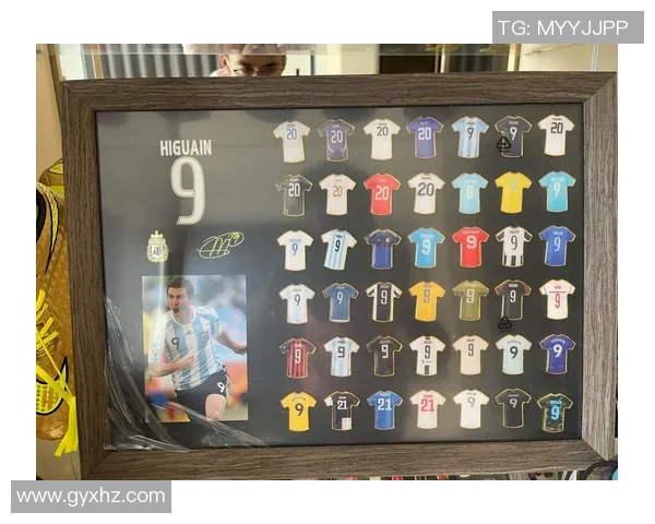 足球鞋球星代言品牌盘点 各大品牌背后的传奇人物揭秘