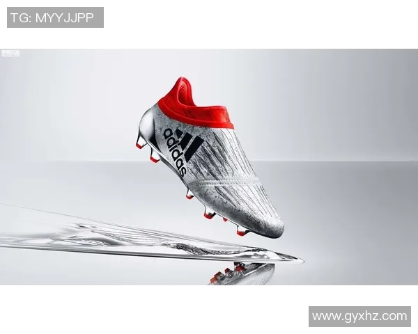 哪些足球明星推出了自己的专属足球鞋与品牌合作故事