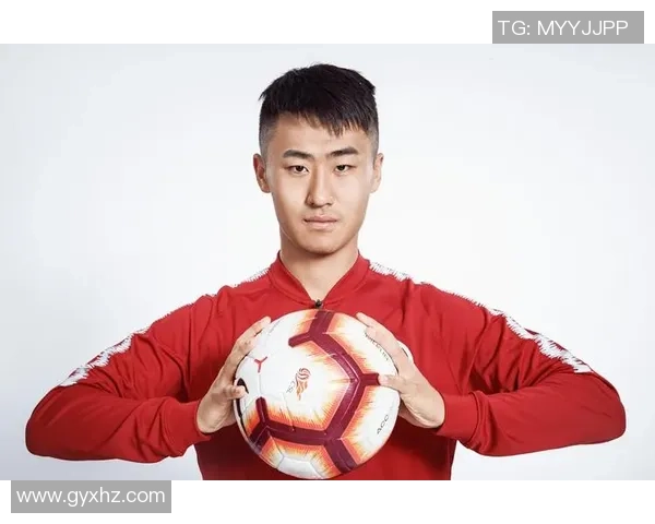 河南建业足球明星盘点及其在中国足球历史中的重要地位 河南建业足球明星盘点及其在中国足球历史中的重要地位